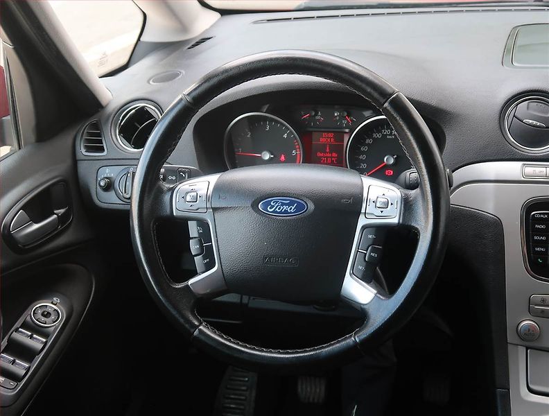Ford Galaxy (2009) 1.8 TDCi, 7 míst, po STK - fotka 16 z 20