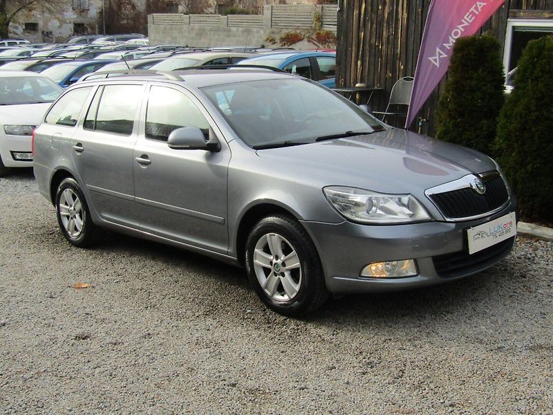Škoda Octavia (2013) 1.6 TDI 77kW NAVIGACE - fotka 7 z 38