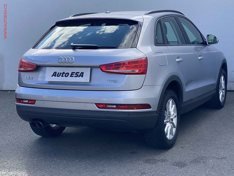 Audi Q3 (2017) 1.4 TFSi, Bixen, kůže, navi - fotka 4 z 20