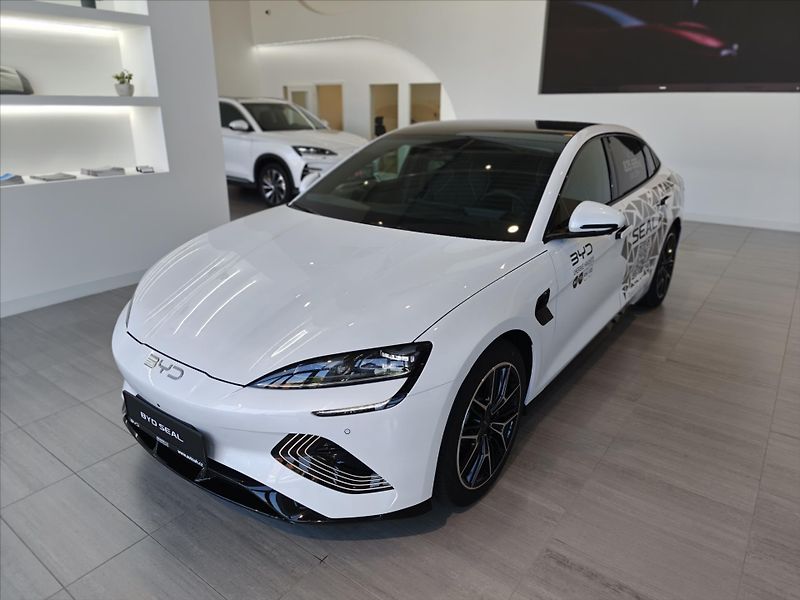 BYD Seal (2026) 390 Kw 4x4 Excellence 2026 - fotka 5 z 11