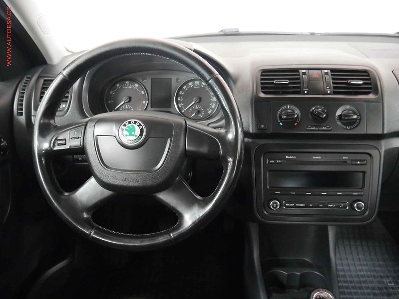 Škoda Roomster (2011) 1.4i, AC, TZ, park.čidla - fotka 11 z 14