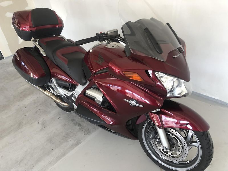 Honda ST 1300 Pan European ABS - fotka 21 z 21