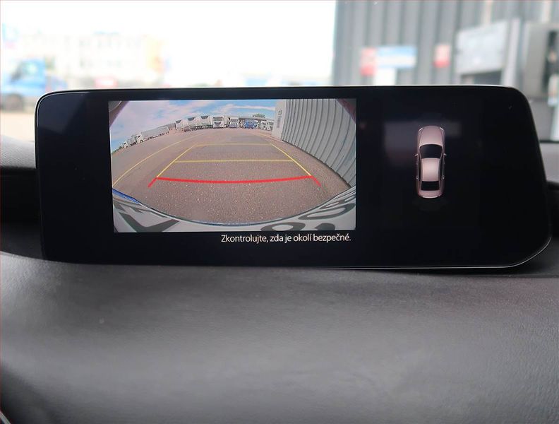 Mazda 3 (2026) Selection e-Skyactiv G140 - fotka 16 z 21