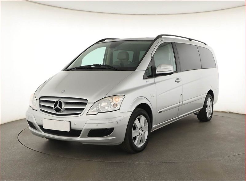 Mercedes-Benz Viano (2010) Trend 3.0 CDI, 1Maj - fotka 2 z 16