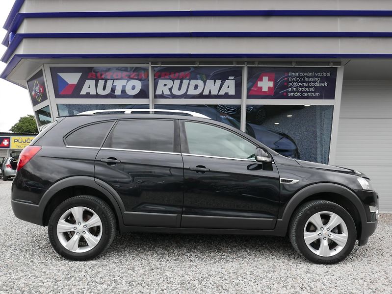 Chevrolet Captiva 2,2 Td 120kW Navi REZERVACE - fotka 8 z 35