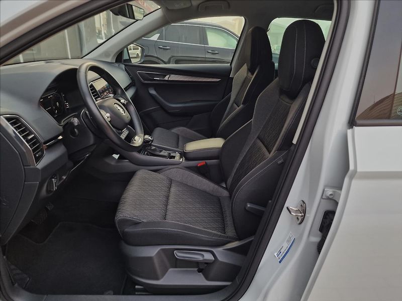 Škoda Karoq 2.0TDI DSG Style,ČR,1.Majitel - fotka 19 z 50
