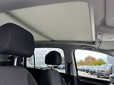 Volkswagen Touran (2016) 2.0 TDI 110 KW DSG  - náhled 15