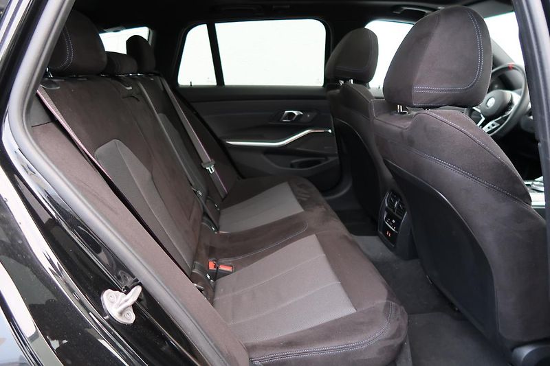 BMW Řada 3 M340i xDrive Touring - fotka 5 z 8