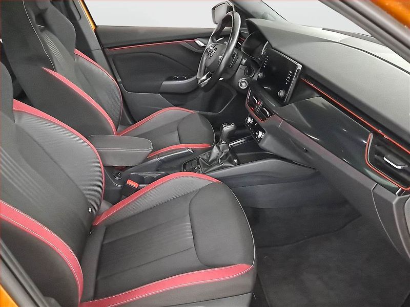 Škoda Kamiq (2023) Monte Carlo 1.0 TSI - fotka 9 z 21
