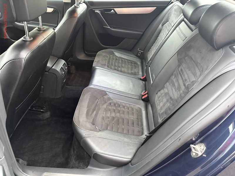 Volkswagen Passat (2013) 2.0TDi 4x4, ČR, Highline, DSG - fotka 10 z 16