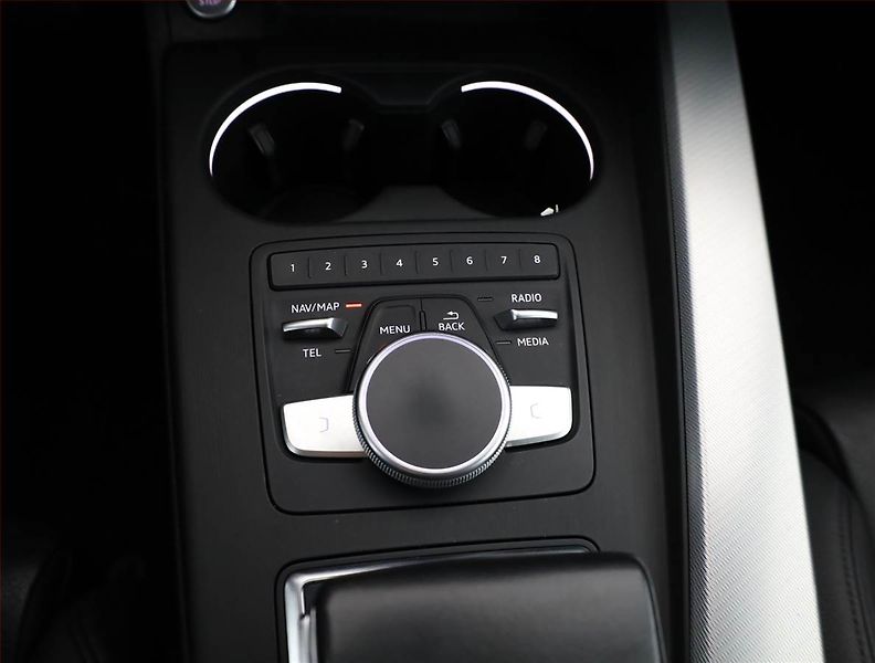 Audi A4 (2017) 2.0 TDI, 4X4, Automat - fotka 12 z 21