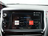Peugeot 2008 (2019) 1.2 PT, 1.maj,ČR, Active - náhled 17