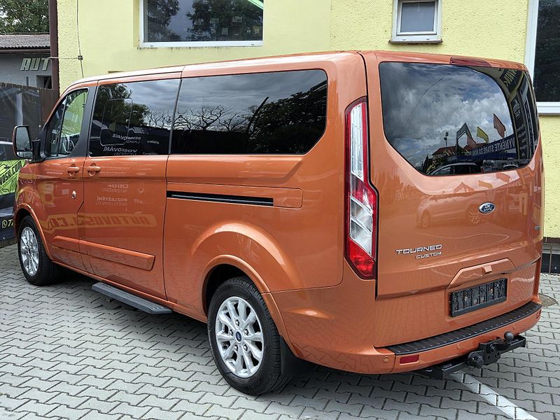 Ford Tourneo Custom TDCi Titanium-X SERV.KNÍŽKA - fotka 11 z 51