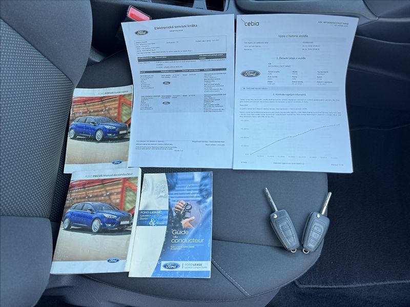 Ford Focus 1,5 TDCi 77kW NAVIGACE - fotka 49 z 50