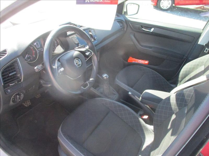 Škoda Fabia 1,0 TSI, klima,servis,1.maj,CZ - fotka 9 z 27