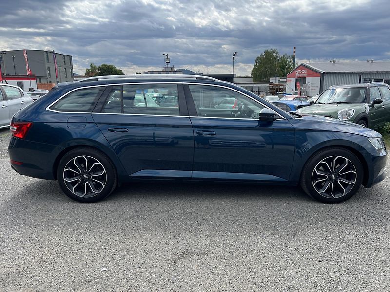 Škoda Superb 1.6TDi NAVI TEMPOMAT odp.DPH - fotka 8 z 43
