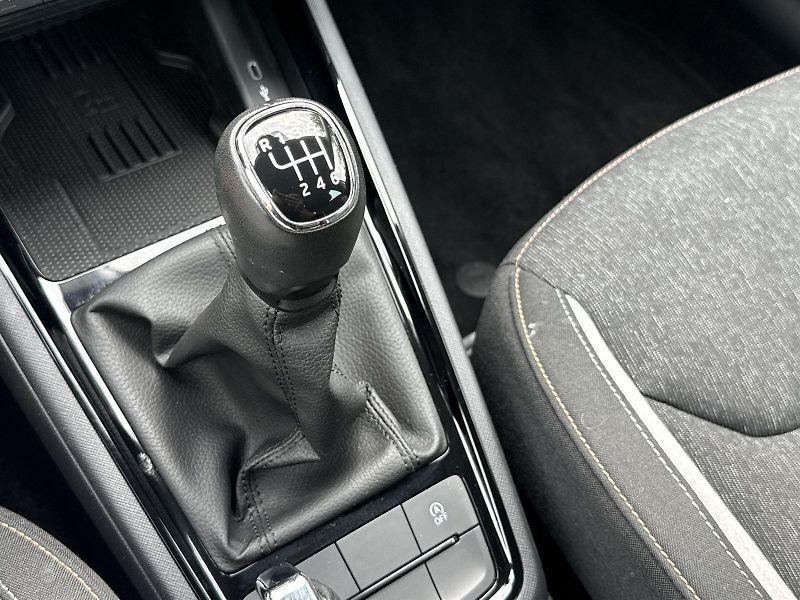 Škoda Scala (2024) 1.0 TSI Top Selection - fotka 16 z 32
