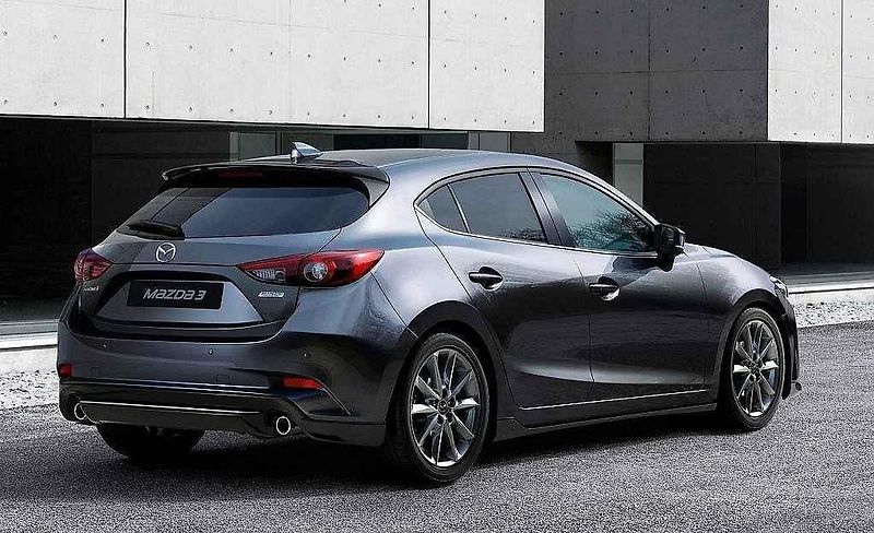 Mazda CX-9.