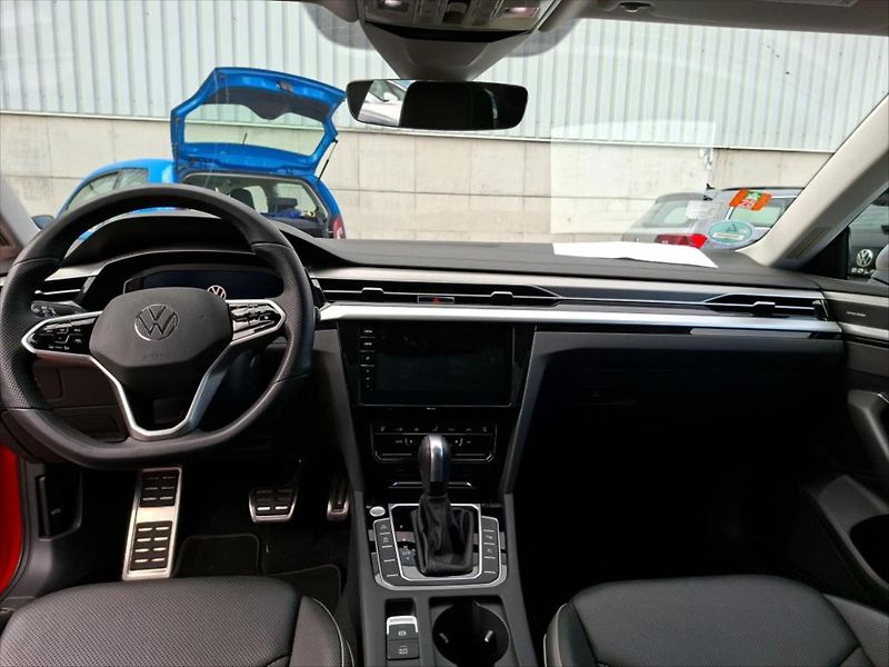 Volkswagen Arteon 2,0 TDI PANORAMA EL.SEDADLA - fotka 5 z 11