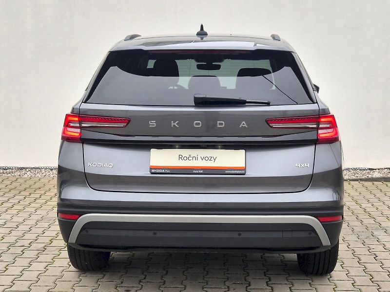 Škoda Kodiaq (2024) Selection 2.0 TDI 142 kW 4x4 7 - fotka 10 z 32