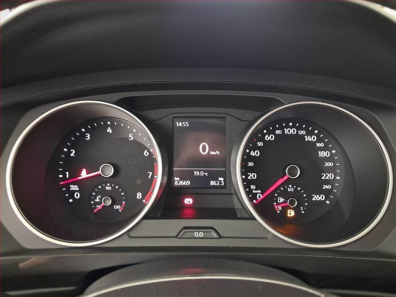 Volkswagen Tiguan (2016) 1.4 TSI, ČR,1.maj - fotka 11 z 17