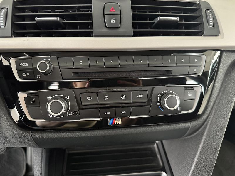 BMW Řada 3 320d 140kW*AUT*LED*Nav*El.Kufr - fotka 20 z 33
