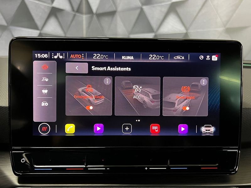Cupra Leon 2.0TSI 228KW DSG 4WD, LED, ACC - fotka 20 z 37