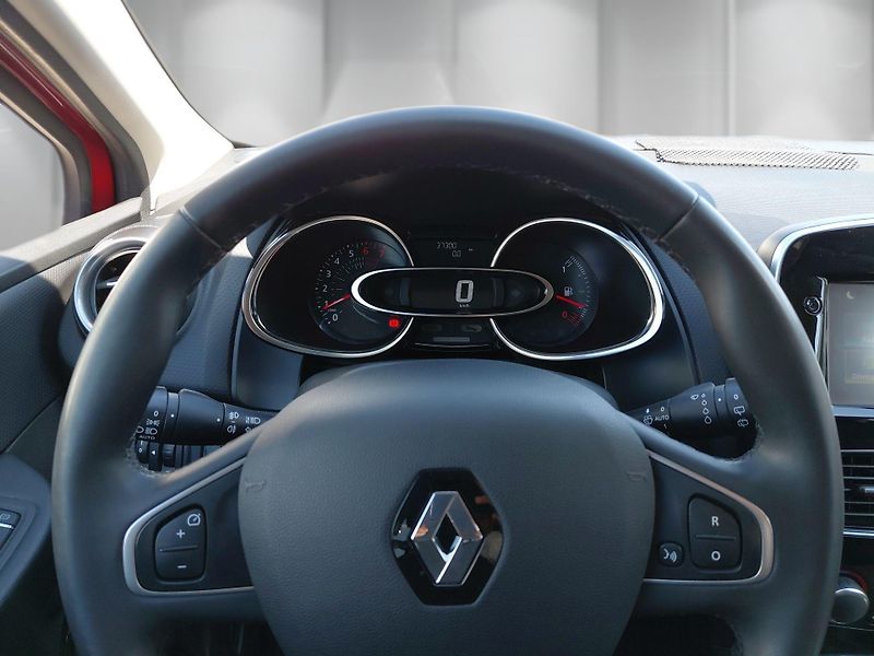 Renault Clio (2017) 1,2i 54 kW Limited - fotka 17 z 23