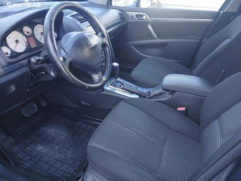 Peugeot 407 2.0 HDI 100kW - fotka 9 z 25