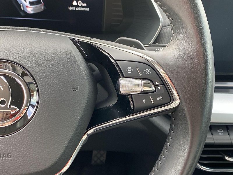 Škoda Octavia (2020) Combi 2.0 TDI DSG Style + - fotka 19 z 37