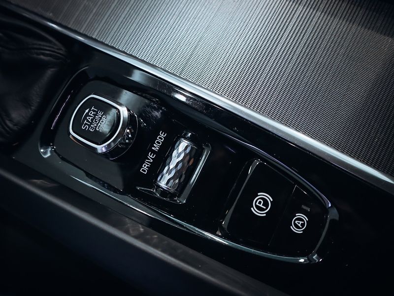 Volvo V60 D4 Inscription - fotka 16 z 27