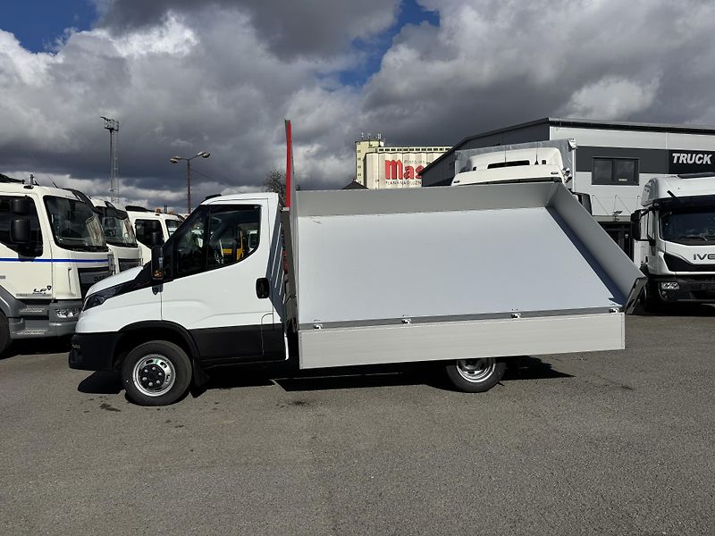 Iveco Daily (2026) 35C16* SKLÁPĚČ S3 NA 4TUNY - fotka 3 z 30