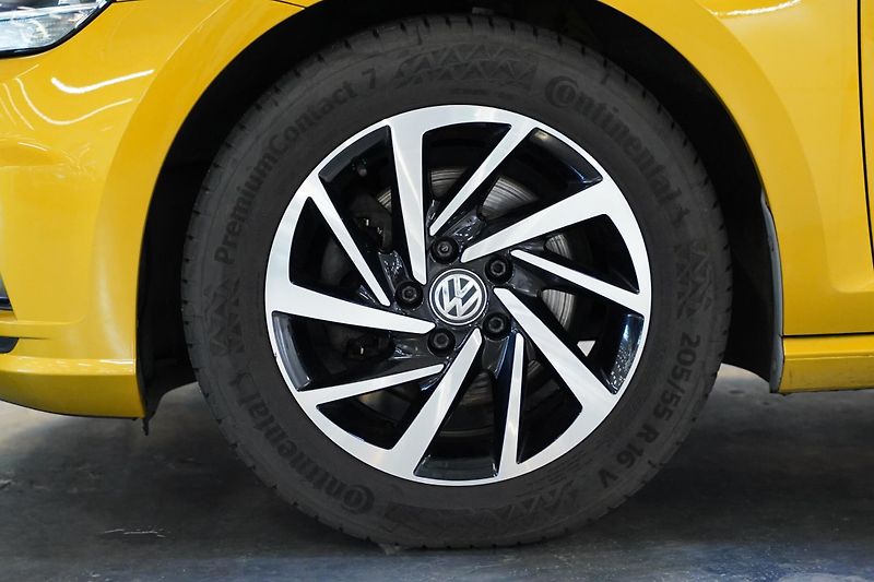 Volkswagen Golf - fotka 10 z 28