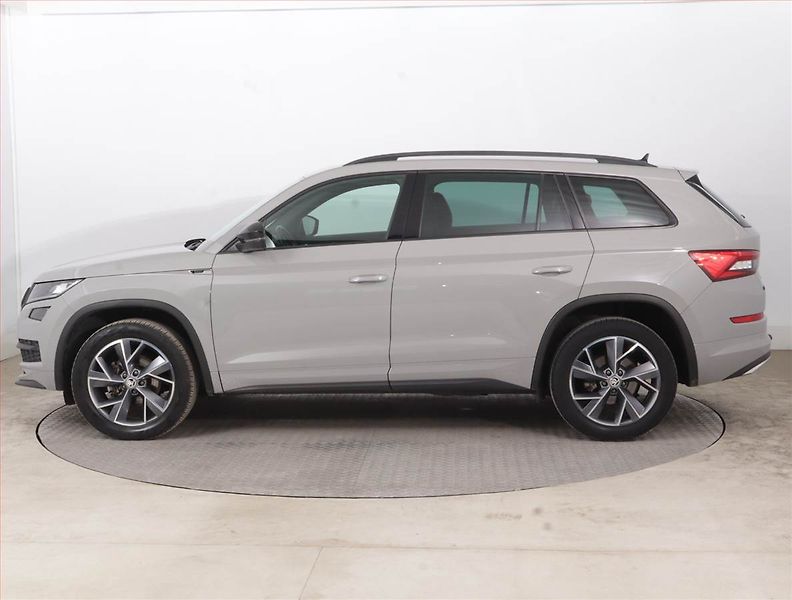 Škoda Kodiaq (2021) Sportline 1.5 TSI - fotka 3 z 18