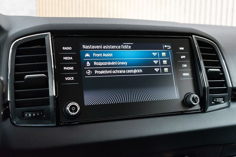 Škoda Karoq 1.5 TSI STYLE+*TAŽNÉ*DSG*ČR* - fotka 33 z 44