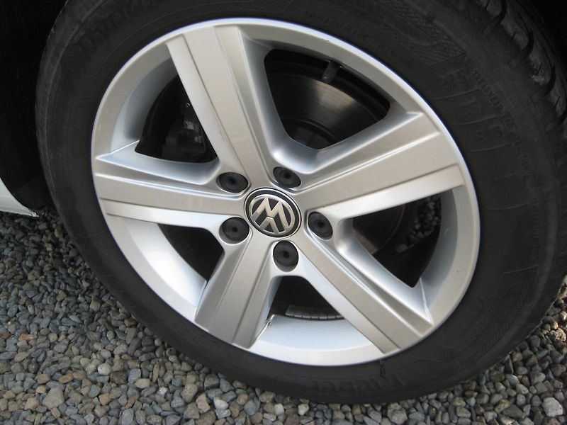 Volkswagen Golf 1.4TSi 110kW-DSG-HIGHLINE-DPH! - fotka 16 z 28