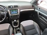 Škoda Octavia (2010) RS 2.0 TDI, Xenony, Tempomat - náhled 8