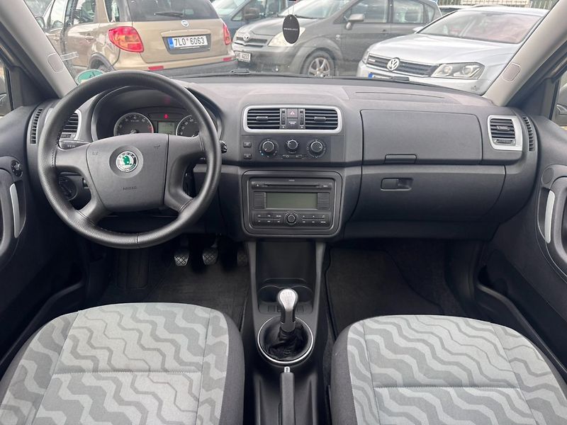 Škoda Fabia (2008) 1,4 16V 63 KW 1. MAJ STK - fotka 23 z 46