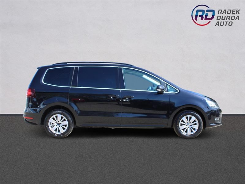 Volkswagen Sharan 2,0 TDI  NAVIGACE,TAŽNÉ - fotka 4 z 33
