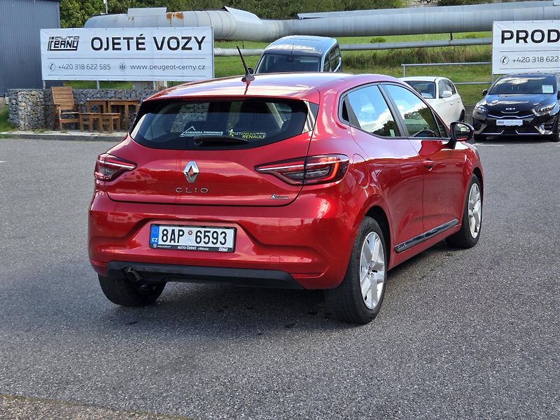 Renault Clio (2021) 1.0 TCe 91 Intense MAN6 - fotka 5 z 31