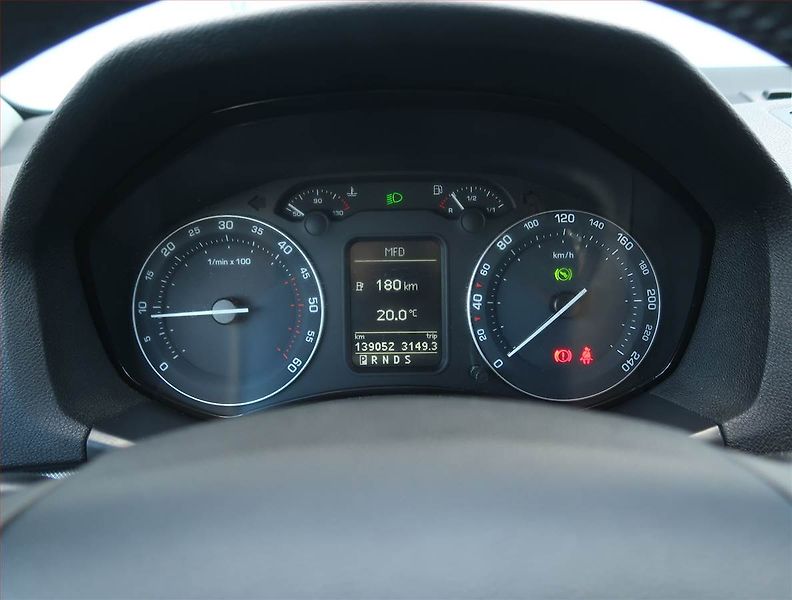 Škoda Octavia (2006) Elegance 2.0 TDI, Automat - fotka 11 z 18