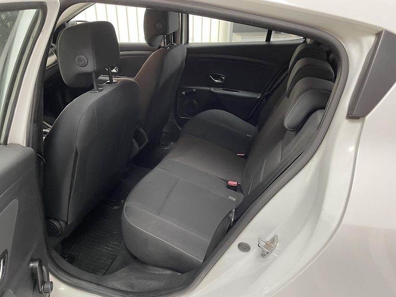 Renault Mégane 1.6 i LPG ČR SERVISKA LPG 2034 - fotka 17 z 23