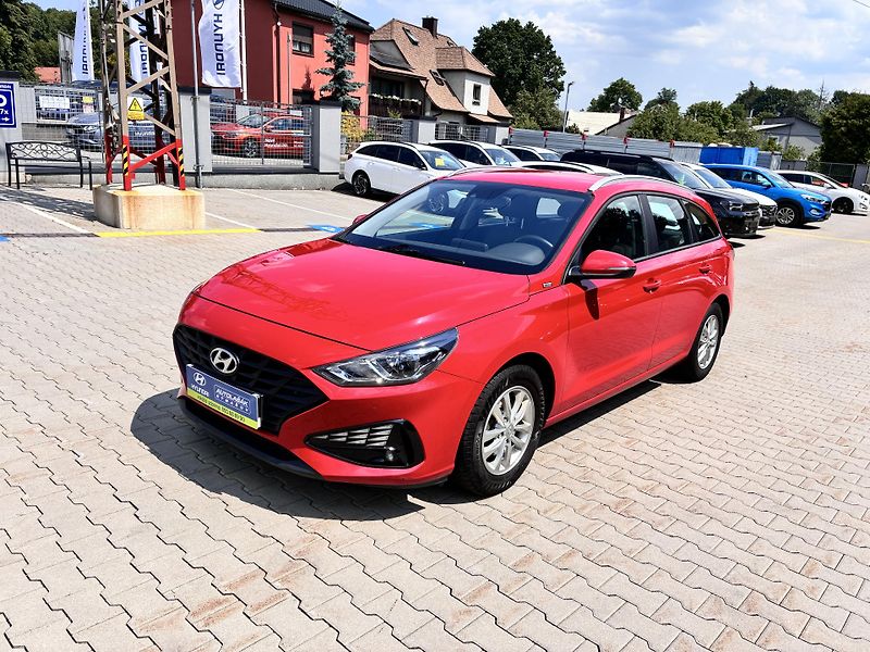 Hyundai i30 1.0T-GDi88kW DIGI KLIMA TAŽNÉ  - fotka 3 z 25