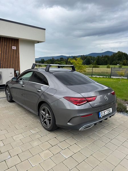 Mercedes-Benz CLA (2020) Elektrika-benzín - fotka 3 z 8