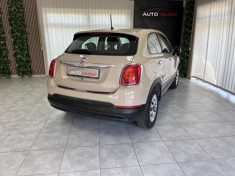 Fiat 500X 1.6 i ČR 1.MAJ.SERVIS 14000 km - fotka 10 z 25