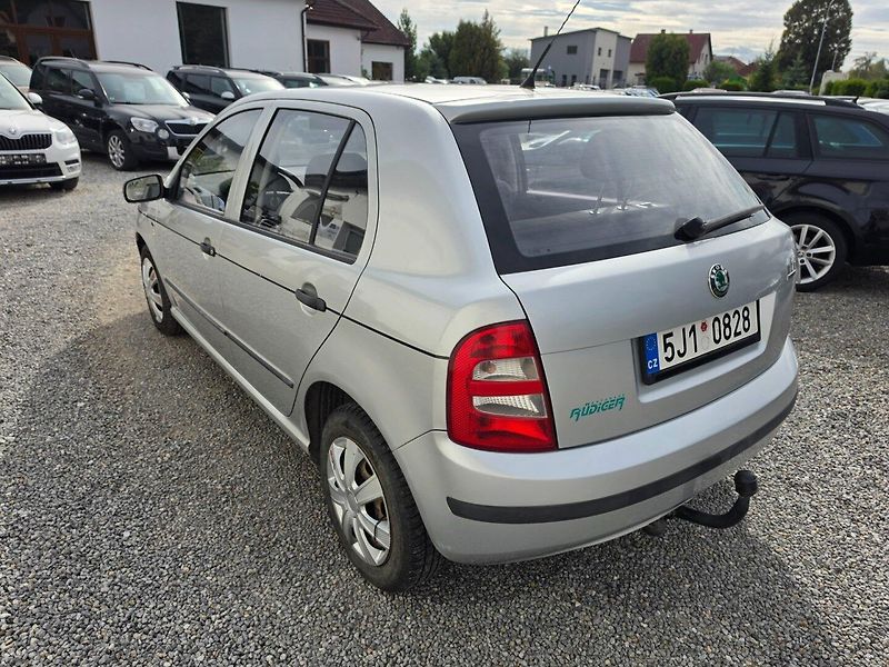 Škoda Fabia (2000) 1.4 MPI Serviska - fotka 5 z 21