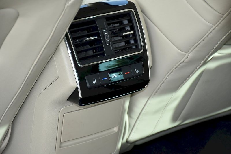 Škoda Superb (2022) L&K 2.0 TDI 110kW DSG - fotka 25 z 34