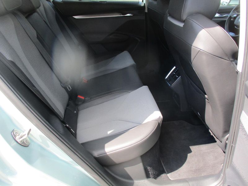 Škoda Enyaq iV 80 LOFT 150kW 82kWh TČ - fotka 33 z 54