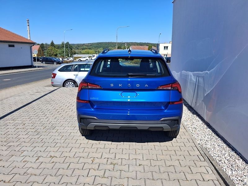 Škoda Kamiq Classic 1,0TSI 85kW - fotka 6 z 11