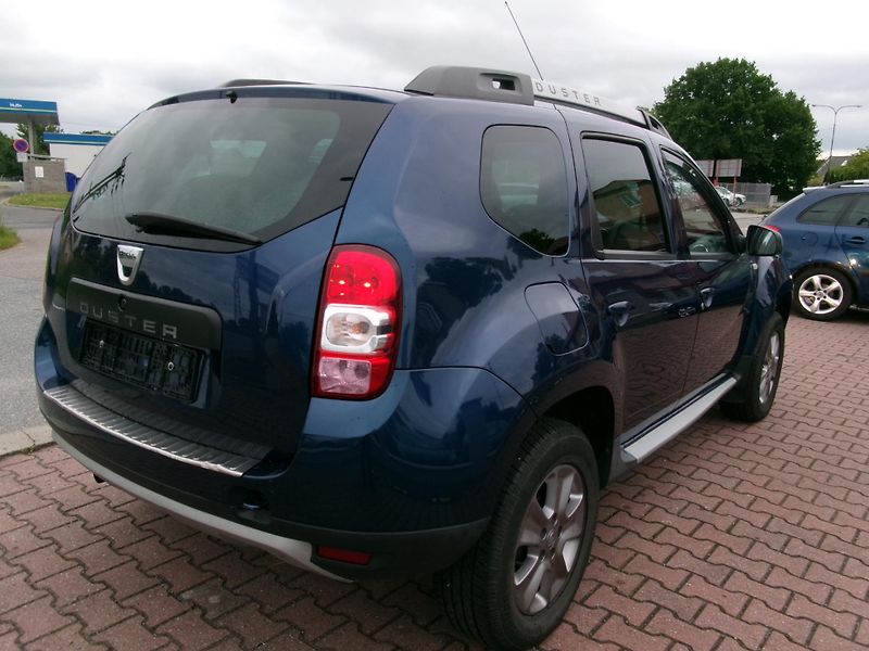 Dacia Duster (2016) 1,2 TCe KLIMA BT TEMP VÝHŘEV - fotka 7 z 28